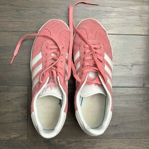 Kids Adidas Gazelle Pink